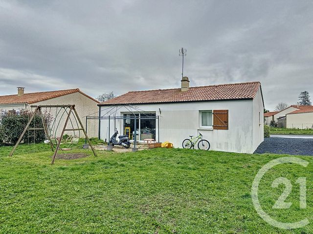 maison à vendre - 4 pièces - 69.52 m2 - MOUTIERS SUR LE LAY - 85 - PAYS-DE-LOIRE - Century 21 Solution Immobilière