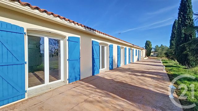 maison à vendre - 10 pièces - 363.0 m2 - BESSAY - 85 - PAYS-DE-LOIRE - Century 21 Solution Immobilière