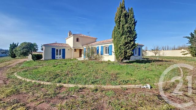 maison à vendre - 10 pièces - 363.0 m2 - BESSAY - 85 - PAYS-DE-LOIRE - Century 21 Solution Immobilière