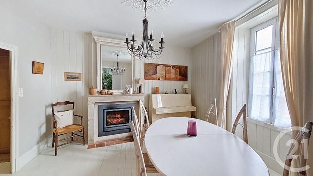 maison à vendre - 7 pièces - 160.0 m2 - LUCON - 85 - PAYS-DE-LOIRE - Century 21 Solution Immobilière