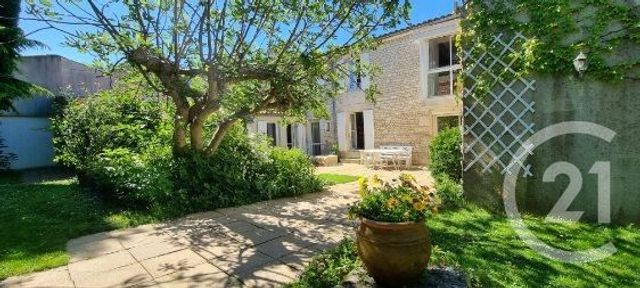 maison à vendre - 7 pièces - 160.0 m2 - LUCON - 85 - PAYS-DE-LOIRE - Century 21 Solution Immobilière