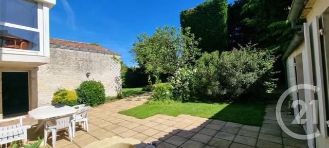 maison à vendre - 7 pièces - 160.0 m2 - LUCON - 85 - PAYS-DE-LOIRE - Century 21 Solution Immobilière