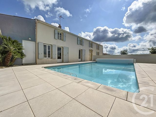 maison à vendre - 10 pièces - 259.34 m2 - LUCON - 85 - PAYS-DE-LOIRE - Century 21 Solution Immobilière