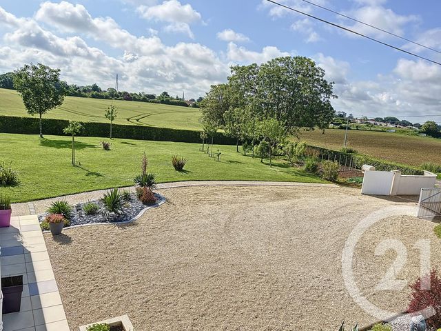 maison à vendre - 10 pièces - 259.34 m2 - LUCON - 85 - PAYS-DE-LOIRE - Century 21 Solution Immobilière