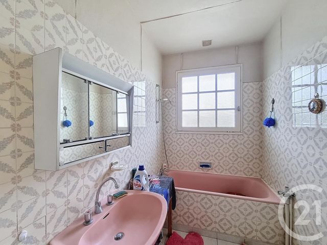 maison à vendre - 6 pièces - 126.57 m2 - LUCON - 85 - PAYS-DE-LOIRE - Century 21 Solution Immobilière