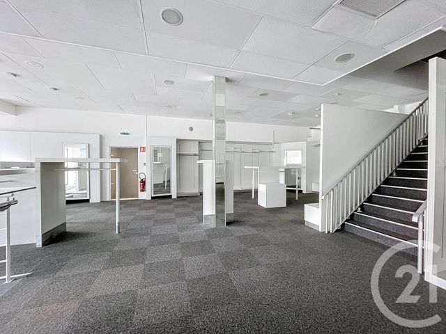 commerce à vendre - 550.0 m2 - NALLIERS - 85 - PAYS-DE-LOIRE - Century 21 Solution Immobilière