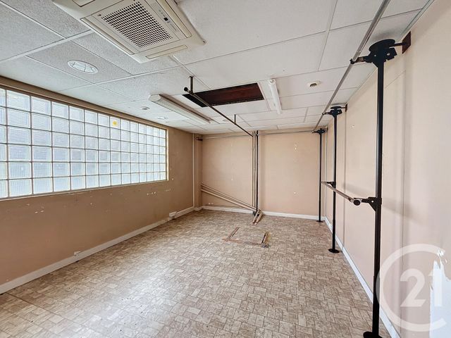 commerce à vendre - 550.0 m2 - NALLIERS - 85 - PAYS-DE-LOIRE - Century 21 Solution Immobilière