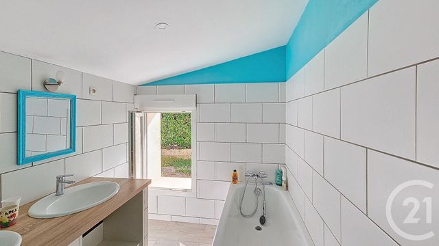 Afficher la photo en grand maison à vendre - 6 pièces - 150.6 m2 - LA BRETONNIERE LA CLAYE - 85 - PAYS-DE-LOIRE - Century 21 Solution Immobilière