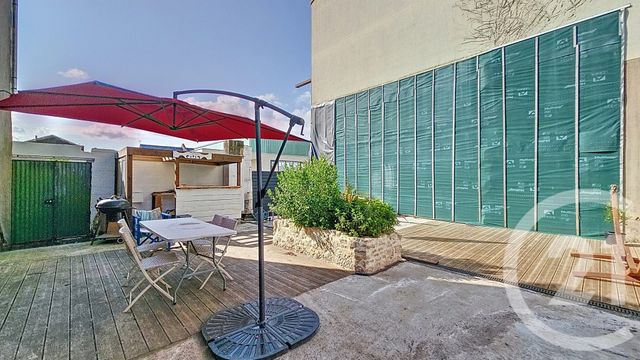 Afficher la photo en grand maison à vendre - 9 pièces - 155.24 m2 - LUCON - 85 - PAYS-DE-LOIRE - Century 21 Solution Immobilière