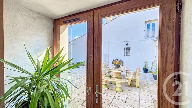 maison à vendre - 6 pièces - 168.0 m2 - CHAILLE LES MARAIS - 85 - PAYS-DE-LOIRE - Century 21 Solution Immobilière