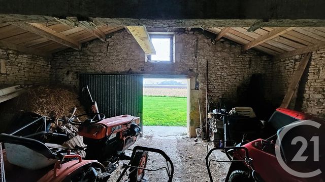 maison à vendre - 6 pièces - 168.0 m2 - CHAILLE LES MARAIS - 85 - PAYS-DE-LOIRE - Century 21 Solution Immobilière