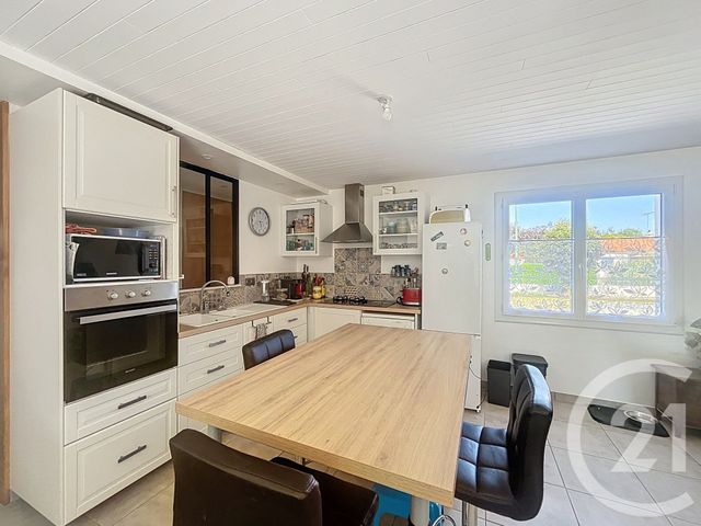 maison à vendre - 4 pièces - 80.0 m2 - MOUTIERS SUR LE LAY - 85 - PAYS-DE-LOIRE - Century 21 Solution Immobilière