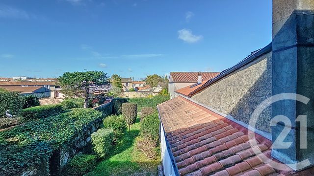 Afficher la photo en grand maison à vendre - 5 pièces - 116.0 m2 - LUCON - 85 - PAYS-DE-LOIRE - Century 21 Solution Immobilière