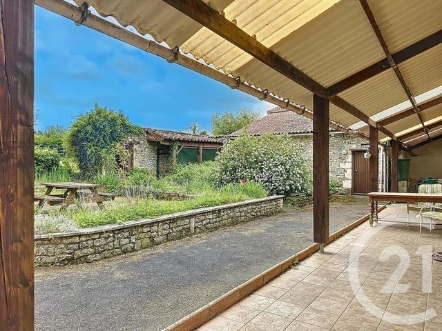 maison à vendre - 5 pièces - 111.92 m2 - THIRE - 85 - PAYS-DE-LOIRE - Century 21 Solution Immobilière