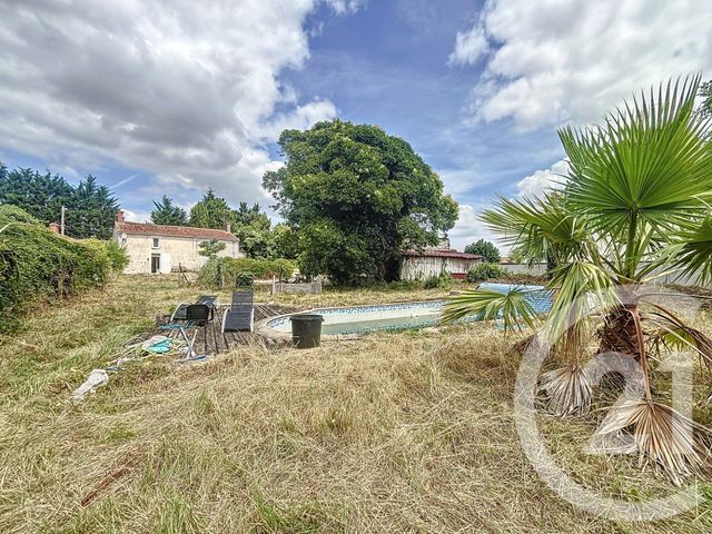 maison à vendre - 7 pièces - 178.6 m2 - ST ETIENNE DE BRILLOUET - 85 - PAYS-DE-LOIRE - Century 21 Solution Immobilière