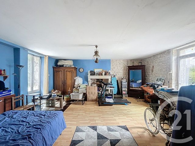 maison à vendre - 7 pièces - 178.6 m2 - ST ETIENNE DE BRILLOUET - 85 - PAYS-DE-LOIRE - Century 21 Solution Immobilière