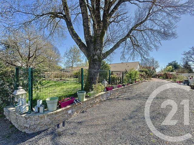 maison à vendre - 10 pièces - 269.02 m2 - AZAY LE BRULE - 79 - POITOU-CHARENTES - Century 21 Solution Immobilière