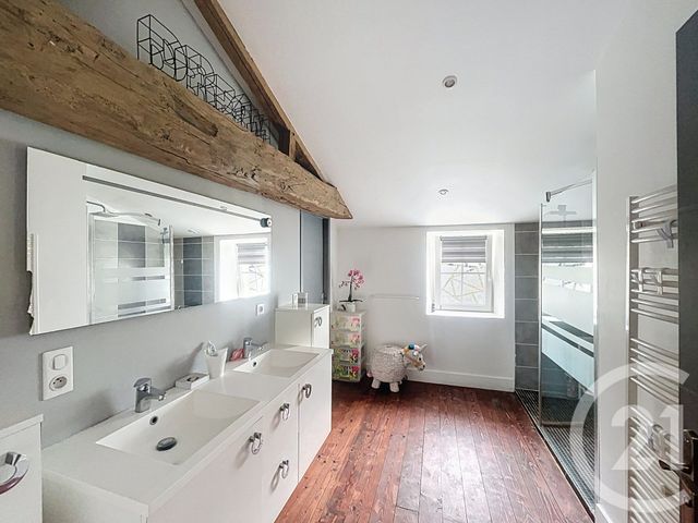 maison à vendre - 5 pièces - 216.6 m2 - LES MAGNILS REIGNIERS - 85 - PAYS-DE-LOIRE - Century 21 Solution Immobilière