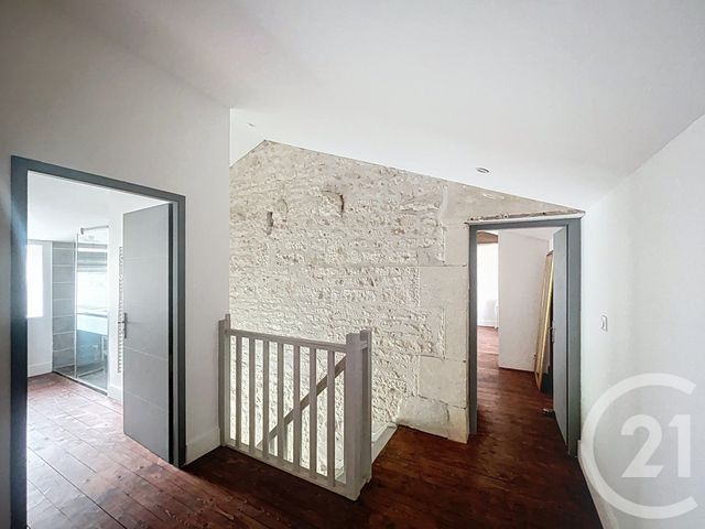 maison à vendre - 5 pièces - 216.6 m2 - LES MAGNILS REIGNIERS - 85 - PAYS-DE-LOIRE - Century 21 Solution Immobilière