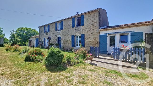 maison à vendre - 7 pièces - 225.74 m2 - CHAILLE LES MARAIS - 85 - PAYS-DE-LOIRE - Century 21 Solution Immobilière