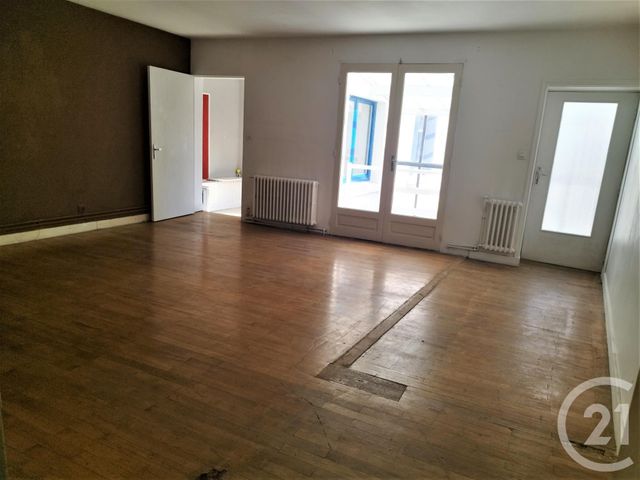 maison à vendre - 8 pièces - 184.03 m2 - FONTENAY LE COMTE - 85 - PAYS-DE-LOIRE - Century 21 Solution Immobilière