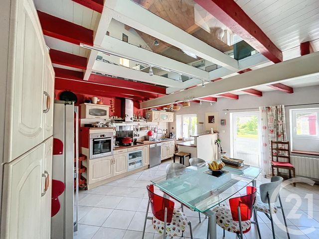 maison à vendre - 5 pièces - 201.72 m2 - ST PIERRE LE VIEUX - 85 - PAYS-DE-LOIRE - Century 21 Solution Immobilière