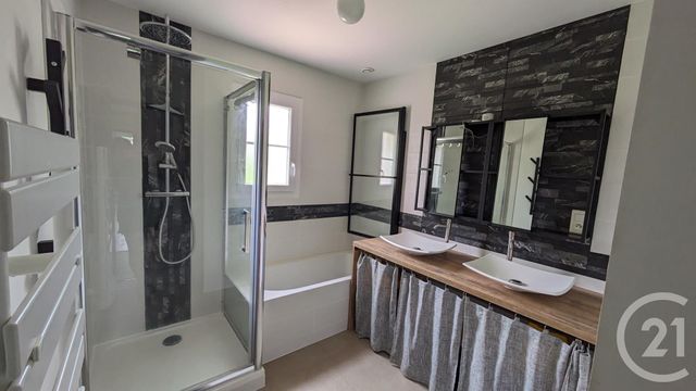 maison à vendre - 5 pièces - 123.0 m2 - ST JEAN DE BEUGNE - 85 - PAYS-DE-LOIRE - Century 21 Solution Immobilière