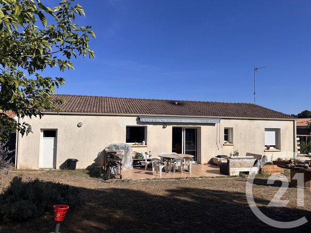 maison à vendre - 5 pièces - 123.0 m2 - ST JEAN DE BEUGNE - 85 - PAYS-DE-LOIRE - Century 21 Solution Immobilière