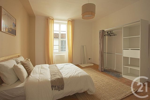 Appartement Chambre à louer - 1 pièce - 12.87 m2 - LUCON - 85 - PAYS-DE-LOIRE - Century 21 Solution Immobilière