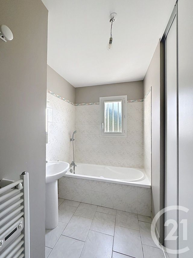 maison à vendre - 4 pièces - 87.69 m2 - NALLIERS - 85 - PAYS-DE-LOIRE - Century 21 Solution Immobilière