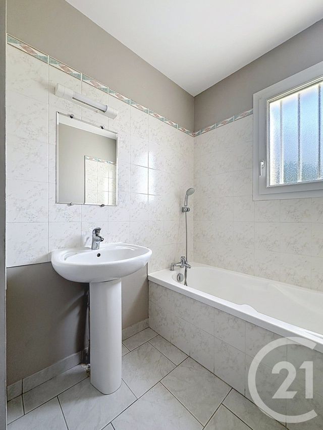 maison à vendre - 4 pièces - 87.69 m2 - NALLIERS - 85 - PAYS-DE-LOIRE - Century 21 Solution Immobilière