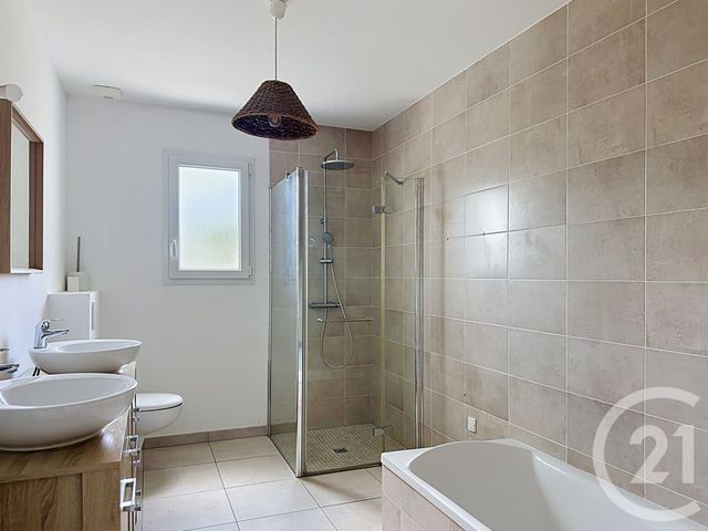 maison à vendre - 5 pièces - 110.4 m2 - LES MAGNILS REIGNIERS - 85 - PAYS-DE-LOIRE - Century 21 Solution Immobilière