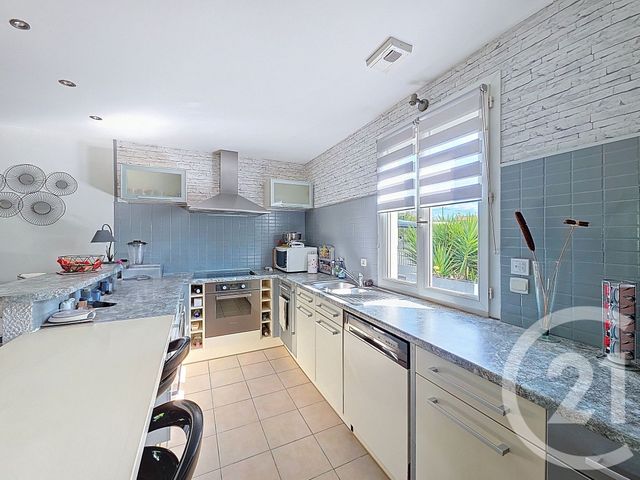 maison à vendre - 5 pièces - 110.0 m2 - CHAILLE LES MARAIS - 85 - PAYS-DE-LOIRE - Century 21 Solution Immobilière