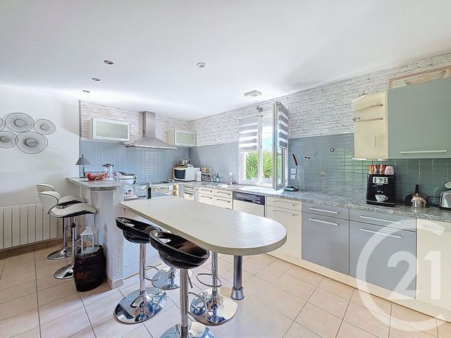 maison à vendre - 5 pièces - 110.0 m2 - CHAILLE LES MARAIS - 85 - PAYS-DE-LOIRE - Century 21 Solution Immobilière