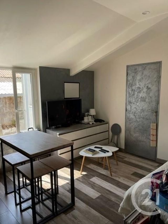Appartement F2 à louer - 2 pièces - 29.35 m2 - LUCON - 85 - PAYS-DE-LOIRE - Century 21 Solution Immobilière
