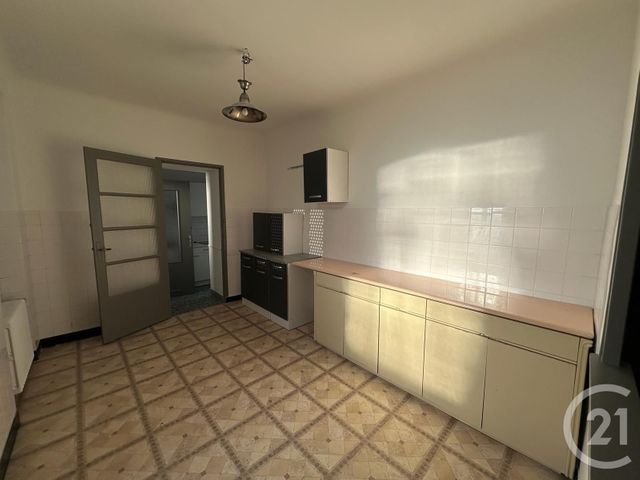 maison à louer - 3 pièces - 106.17 m2 - LUCON - 85 - PAYS-DE-LOIRE - Century 21 Solution Immobilière