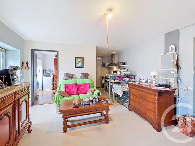 Appartement T3 à vendre - 3 pièces - 47.2 m2 - MARANS - 17 - POITOU-CHARENTES - Century 21 Solution Immobilière