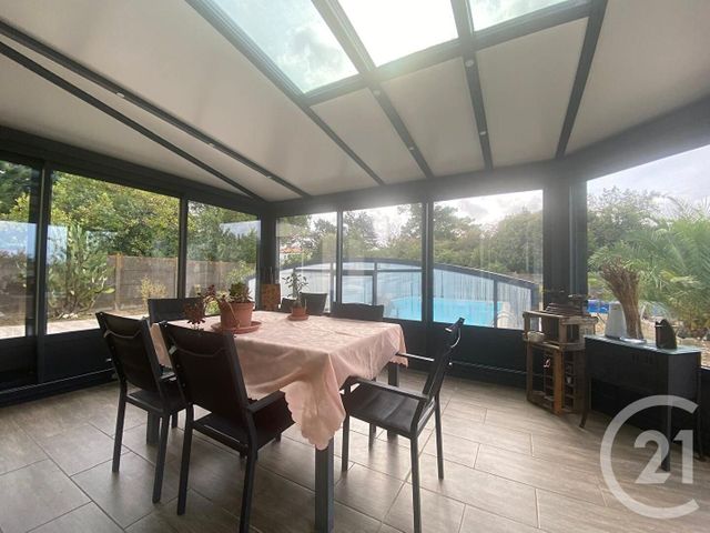 maison à vendre - 7 pièces - 142.0 m2 - ST MICHEL EN L HERM - 85 - PAYS-DE-LOIRE - Century 21 Solution Immobilière