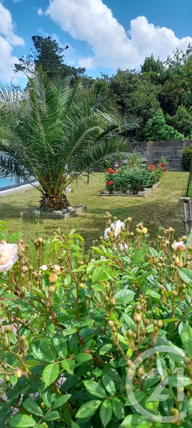 maison à vendre - 7 pièces - 142.0 m2 - ST MICHEL EN L HERM - 85 - PAYS-DE-LOIRE - Century 21 Solution Immobilière