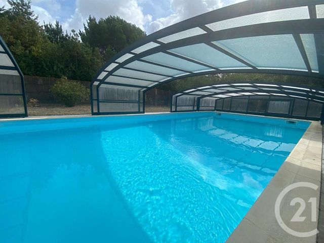 maison à vendre - 7 pièces - 142.0 m2 - ST MICHEL EN L HERM - 85 - PAYS-DE-LOIRE - Century 21 Solution Immobilière