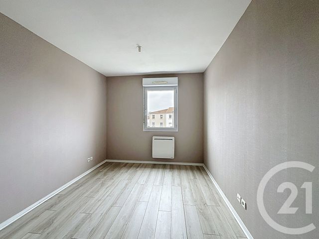 Appartement T2 à louer - 2 pièces - 56.43 m2 - LUCON - 85 - PAYS-DE-LOIRE - Century 21 Solution Immobilière