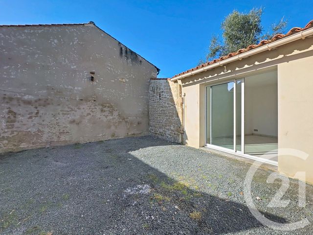 maison à vendre - 3 pièces - 68.79 m2 - LUCON - 85 - PAYS-DE-LOIRE - Century 21 Solution Immobilière