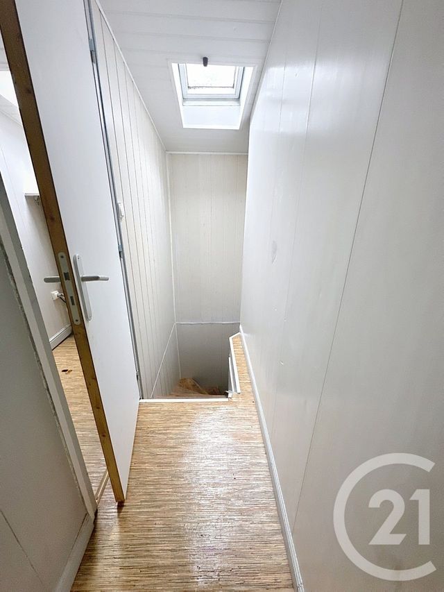 Appartement T2 à louer - 2 pièces - 33.0 m2 - LUCON - 85 - PAYS-DE-LOIRE - Century 21 Solution Immobilière