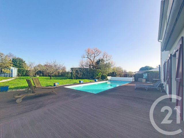maison à vendre - 6 pièces - 163.23 m2 - ST MICHEL EN L HERM - 85 - PAYS-DE-LOIRE - Century 21 Solution Immobilière