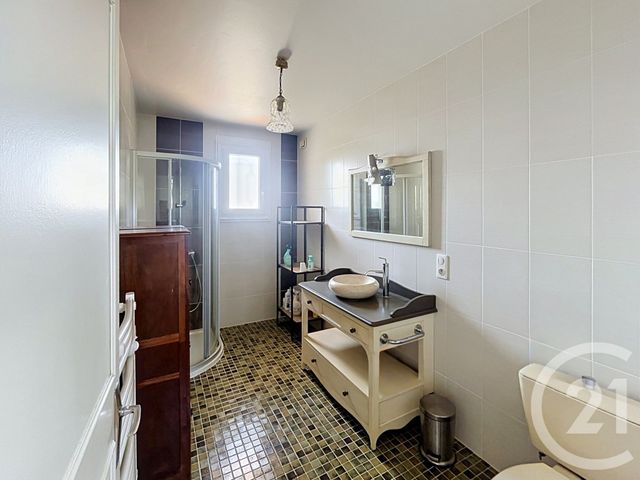 maison à vendre - 6 pièces - 163.23 m2 - ST MICHEL EN L HERM - 85 - PAYS-DE-LOIRE - Century 21 Solution Immobilière
