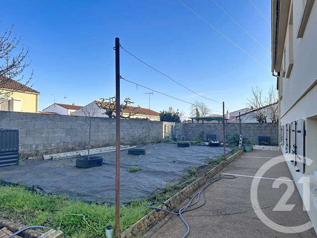 maison à vendre - 4 pièces - 105.21 m2 - LUCON - 85 - PAYS-DE-LOIRE - Century 21 Solution Immobilière