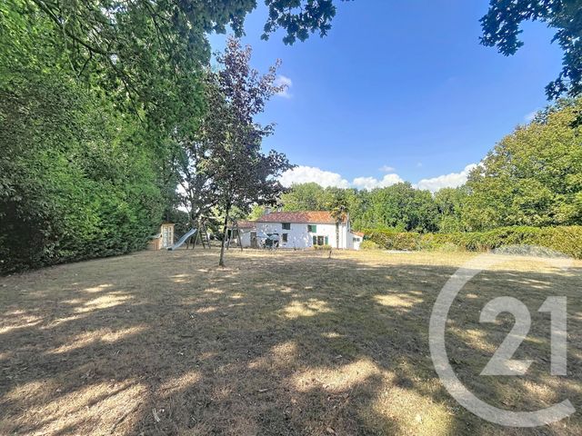 maison à vendre - 4 pièces - 148.83 m2 - ST VINCENT SUR GRAON - 85 - PAYS-DE-LOIRE - Century 21 Solution Immobilière