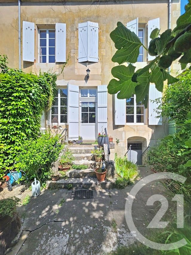 maison à vendre - 9 pièces - 168.46 m2 - LUCON - 85 - PAYS-DE-LOIRE - Century 21 Solution Immobilière