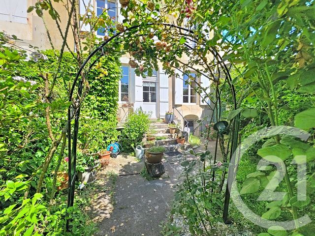 maison à vendre - 9 pièces - 168.46 m2 - LUCON - 85 - PAYS-DE-LOIRE - Century 21 Solution Immobilière