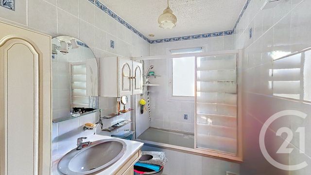 maison à vendre - 5 pièces - 119.34 m2 - CHAMPAGNE LES MARAIS - 85 - PAYS-DE-LOIRE - Century 21 Solution Immobilière